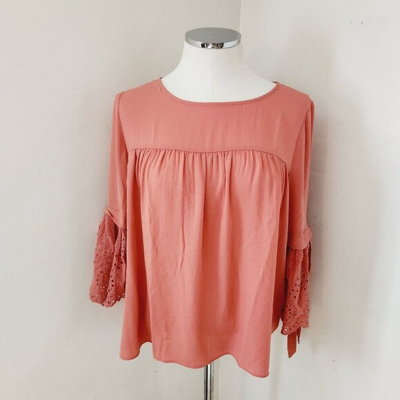 LOFT Outlet Peach Pink Eyelet‎ Ruffle Sleeve Blouse Women's Small - Picture 1 of 5